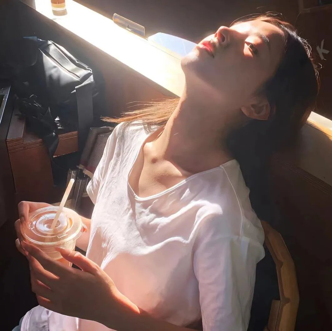 阳光下游